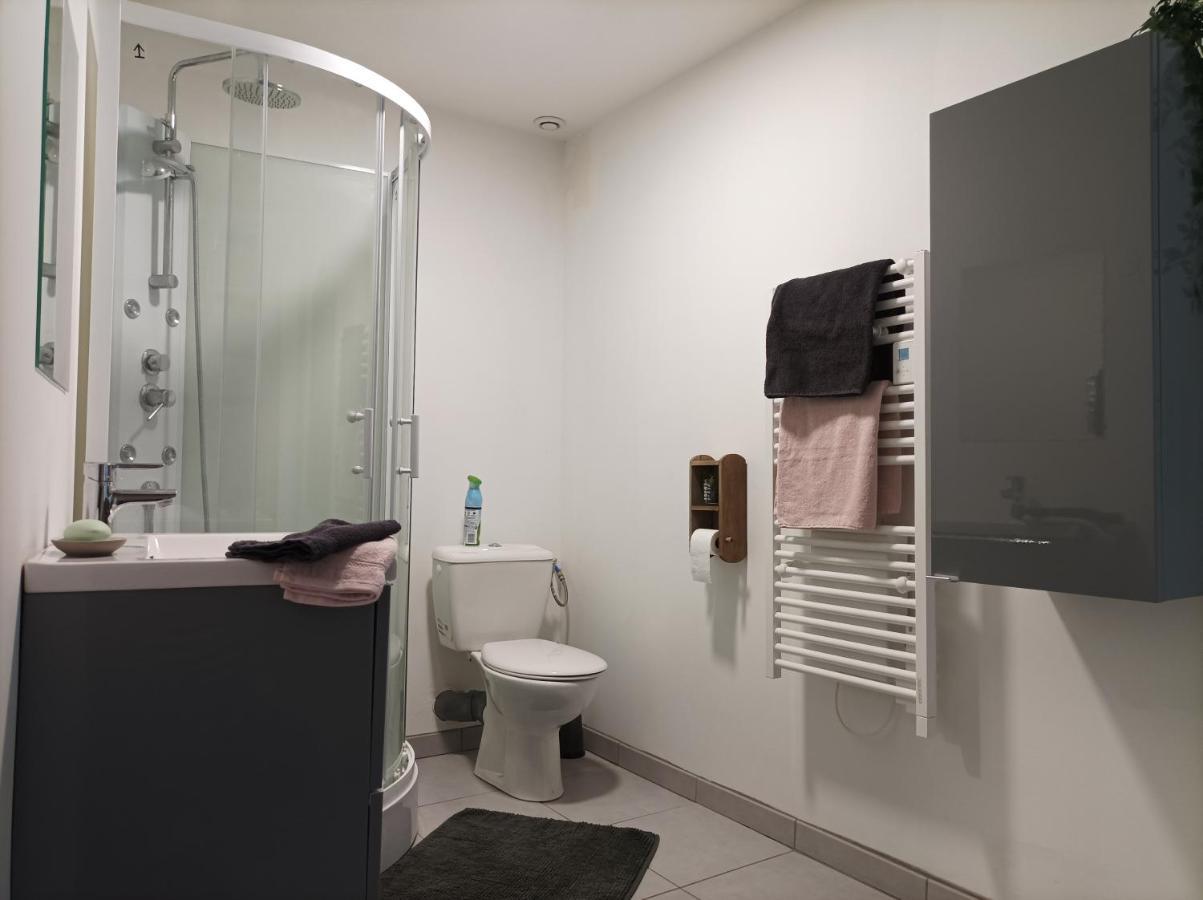 Apartament Petite Maison Agreable Pour 6 Voyageurs Bogny-sur-Meuse Zewnętrze zdjęcie
