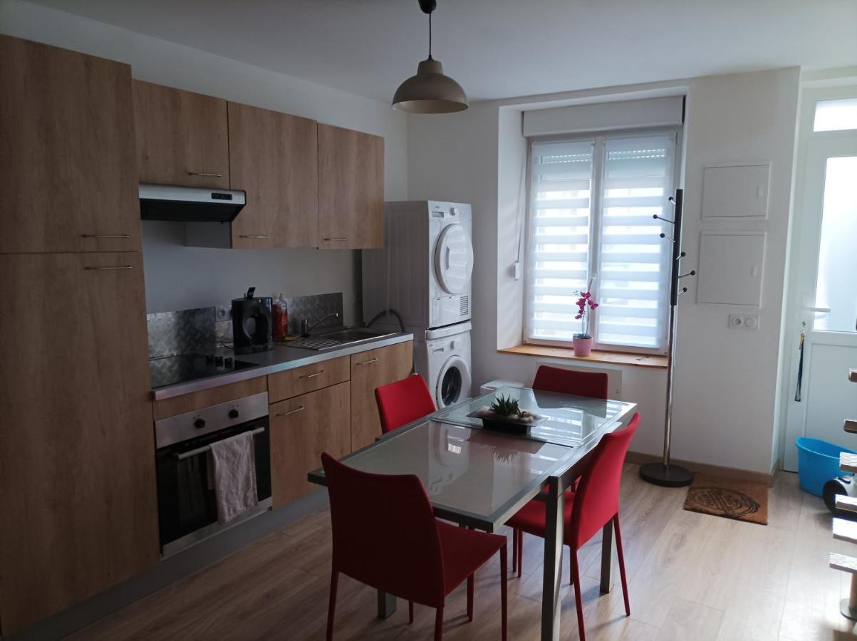 Apartament Petite Maison Agreable Pour 6 Voyageurs Bogny-sur-Meuse Zewnętrze zdjęcie